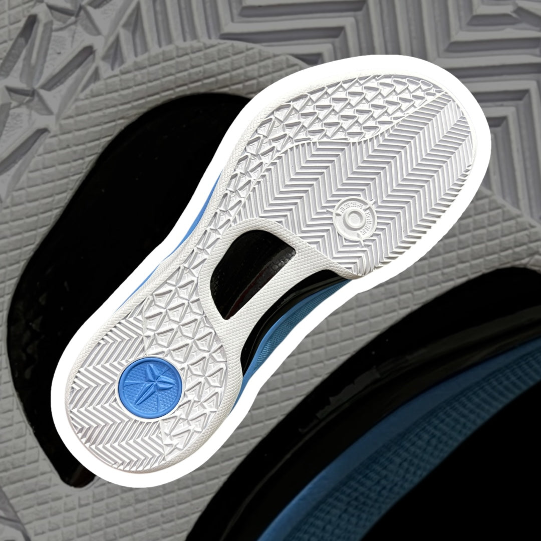 Nike Kobe 8 Protro "University Blue"