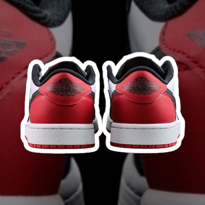 Nike Jordan 1 Retro Low Black Toe