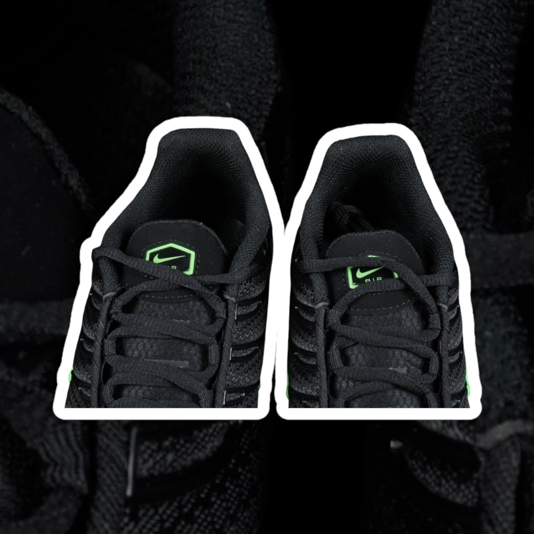 Nike Air Max Plus "Green Strike"