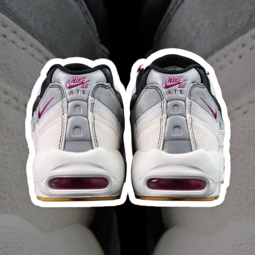 Nike SB Air Max 95 "Summit White/Cactus